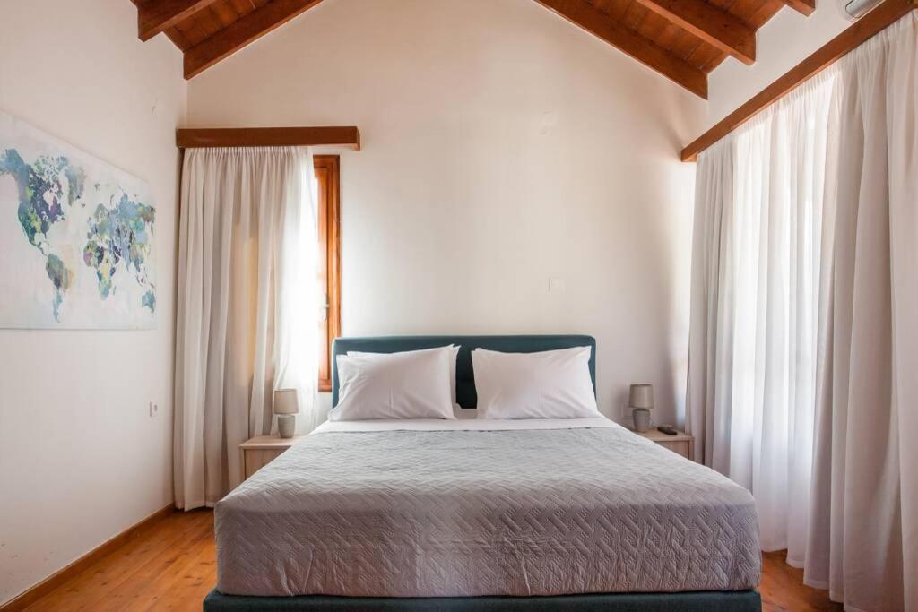 Chania Living Stories Villa With Piano Экстерьер фото
